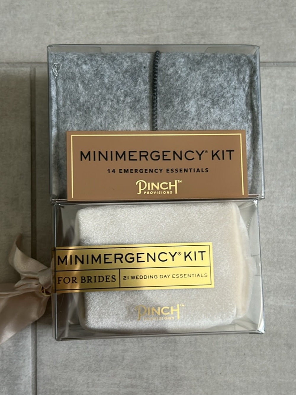 Pinch Provisions Minimergency Kit - For Brides, Neutral Beige & Gold
